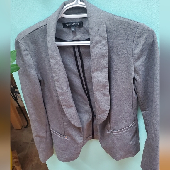 Dynamite - Grey fitted blazer - Picture 2 of 4